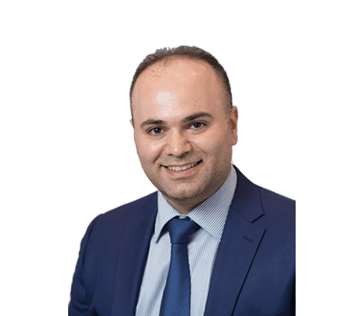 Dr. Raffie Garabedian, Periodontist at Smile Care Valencia